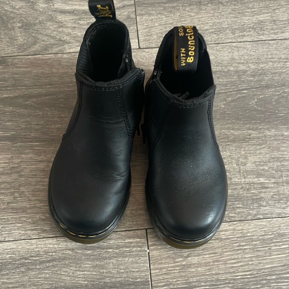 Size 8t like new.